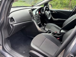 /photos/7446/0d72619e-d67c-a5c5-ef84-5c0da33ae19a_i320x240.jpg