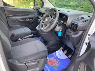 /photos/7446/25575cb5-86d9-0a42-6a38-2d9dcacca166_i320x240.jpg