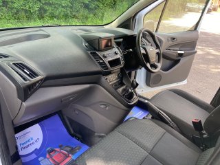 /photos/7446/4df4a57f-6c6d-3def-6660-b42da229a1f8_i320x240.jpg