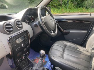 /photos/7446/5dd8386e-6f9d-4227-f0cf-af061161c905_i320x240.jpg