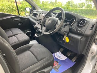 /photos/7446/dbfa508f-6fdf-4321-a432-6bd11e19cfe1_i320x240.jpg